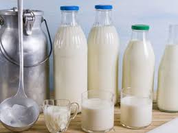 Leche en botella para líneas de envasado con maquinaria CDE