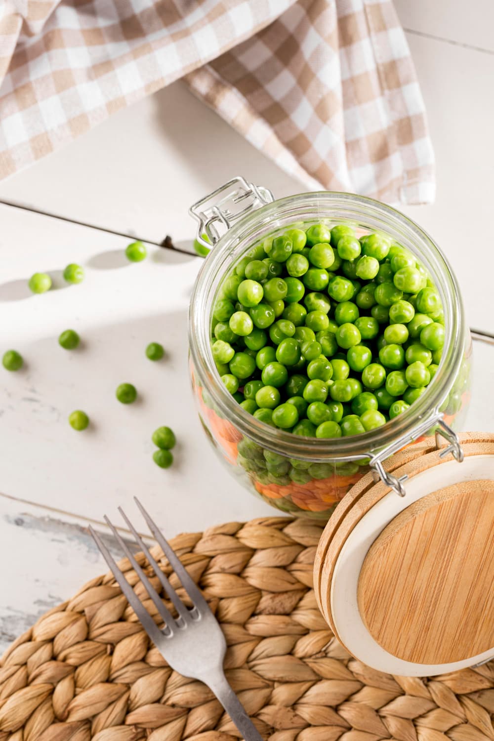 guisantes en tarro de conservas