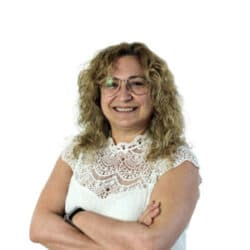 Miembro del equipo técnico de CDE, especialistas en maquinaria de envasado